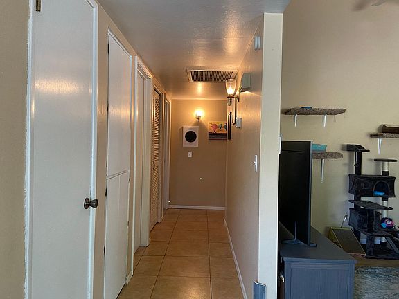 5th image of 15 W Loma Vista Dr