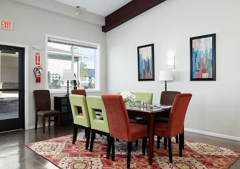 Regency Apartment Homes — Photo 32