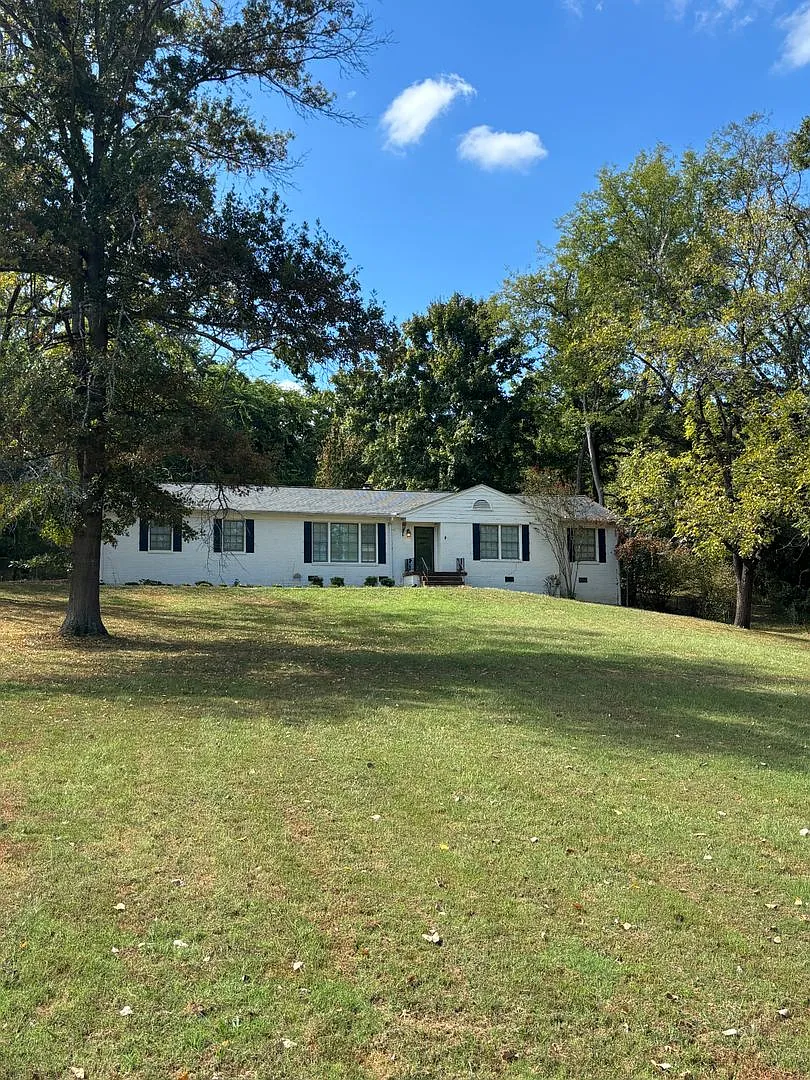 198 Barker Rd. — Photo 1
