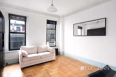 Rented by (Legacy) Elegran