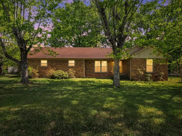 283 Pine Grove Rd, Smithville, TN 37166