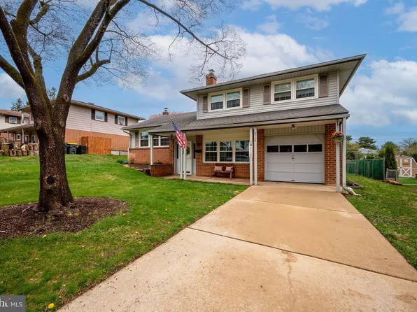 2709 Fawkes Dr, Wilmington, DE 19808