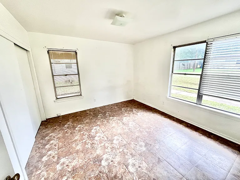 109 Vandenburg Dr #A — Photo 8