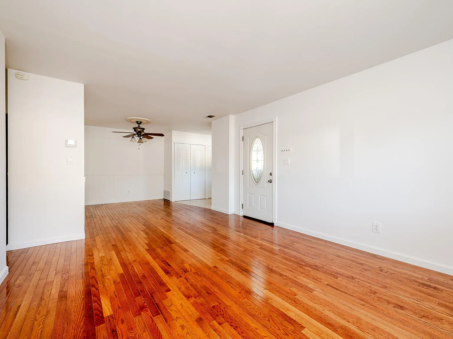 112 Storm Dr — Photo 4
