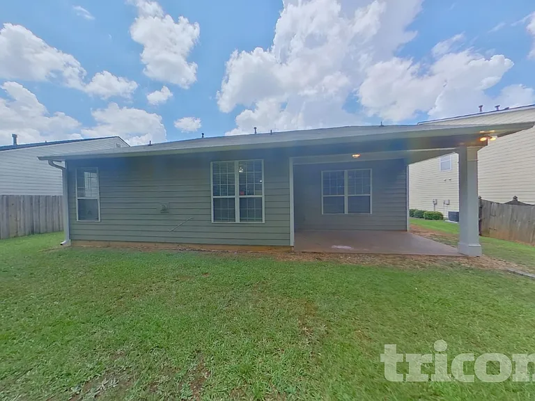 3329 Coach House Ct — Photo 18