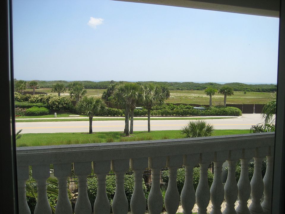 1st image of 8 Montilla Pl