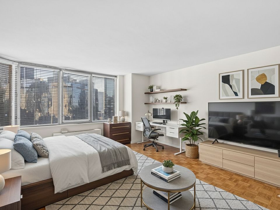 1st image of 500 W 43rd St APT 26D