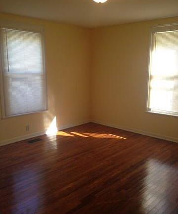 5th image of 4998 Verosa Ave