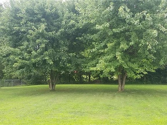 4th image of 166 Pellegrene Dr