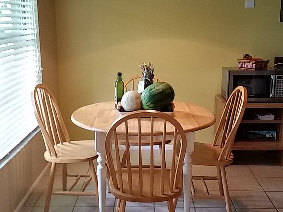 5th image of 7905 Thrippence Ln