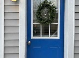 913A N Atchison St, Sealy, TX 77474