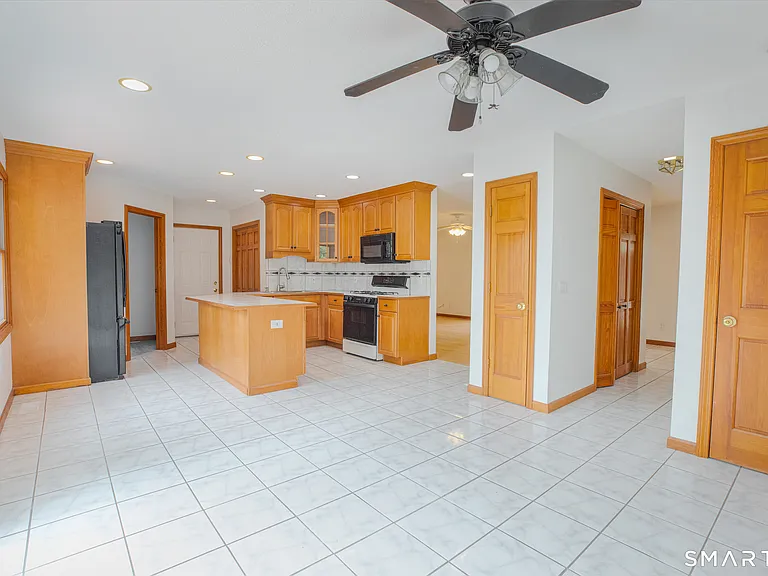 141 Union St — Photo 9
