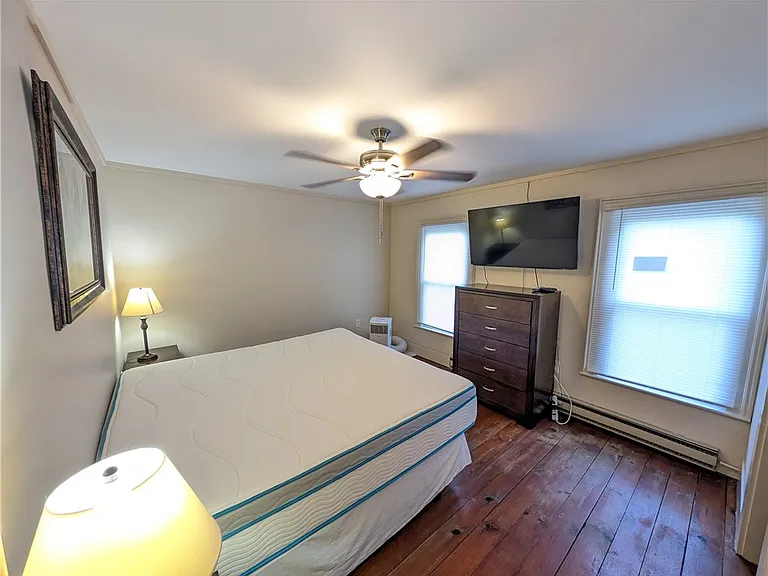 378 Bell Hill Rd — Photo 16