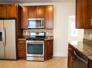 282 Summit Ave #1, Brookline, MA 02446