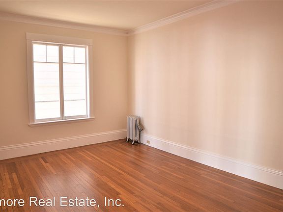 4th image of 2760 Polk St APT 2