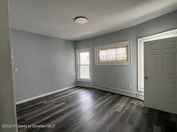 2nd image of 226-228 Prescott Ave #3