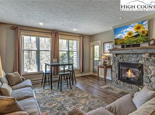 1357 Seven Devils Rd UNIT 401, Banner Elk, NC 28604