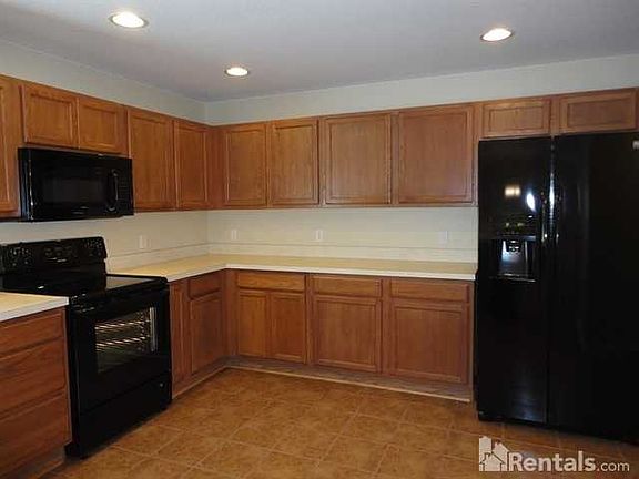 4th image of 19820 Timberbluff Dr