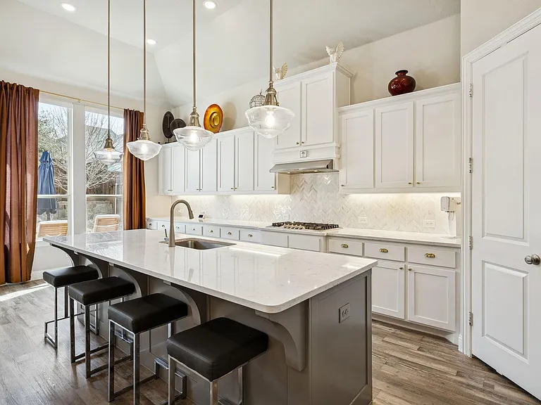 950 Gentle Knoll Ln — Photo 18