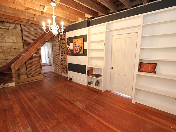 5th image of 2704 Woodrow Ct