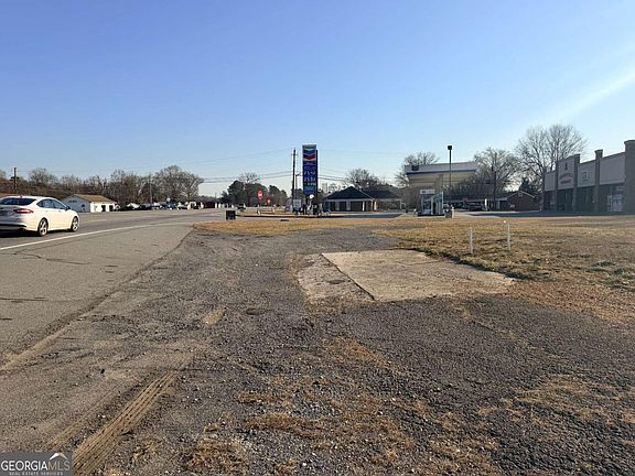 4th image of 5911 Joe Frank Harris Pkwy NW