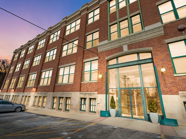 601 Linden Pl APT 121, Evanston, IL 60202