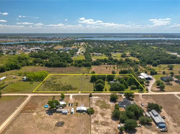 256 Sunridge Dr, Auburndale, FL 33823