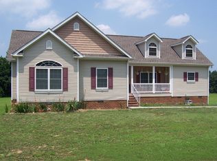 800 Laurel Springs Rd, Hustle, VA 22476