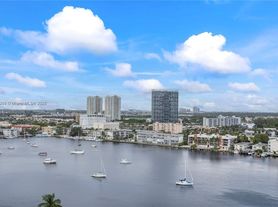 137 Golden Isles Dr