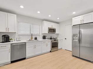2275 E Hazeltine Way, Chandler, AZ 85249