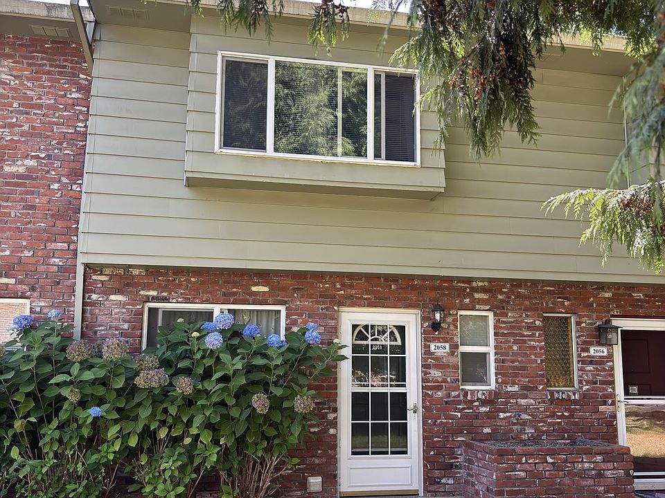 1st image of 2058 NE Hogan Dr