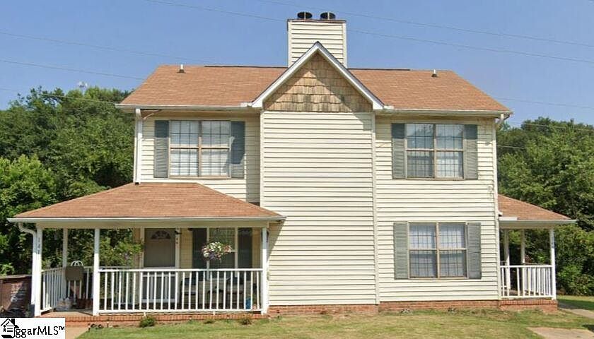 1st image of 141/143 Montague Dr