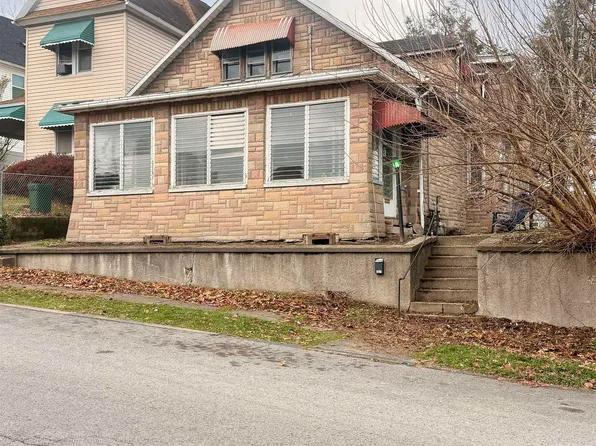 605 Walnut Ave, Fairmont, WV 26554