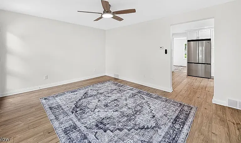 3 bed, 1250 sqft, $2,450 — Photo 3