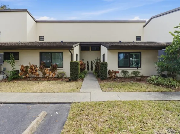 1637 SE Paradise Cir APT 204, Crystal River, FL 34429