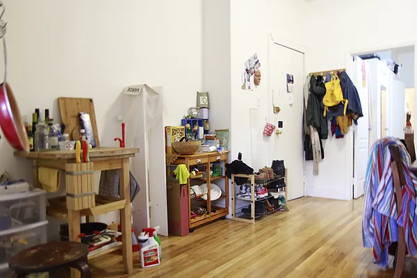 Rented by Rennit Inc. | media 6