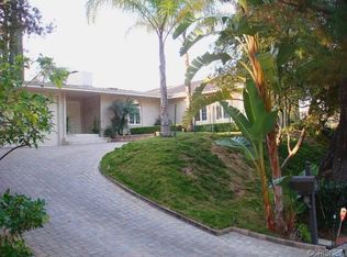 15935 Valley Wood Rd, Sherman Oaks, CA 91403