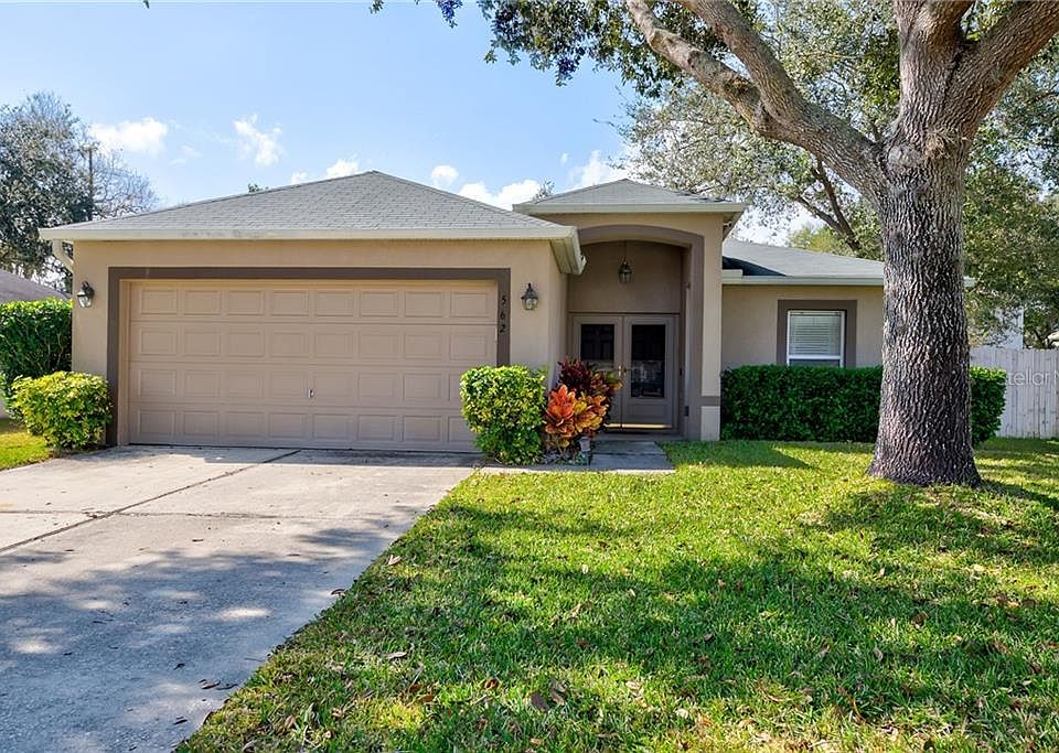 1st image of 562 Doe Cove Pl