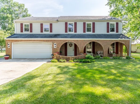 1524 N Sutton Circle Dr, Bluffton, IN 46714