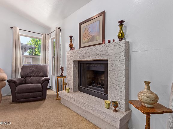5th image of 2164 E FAIRVIEW Avenue