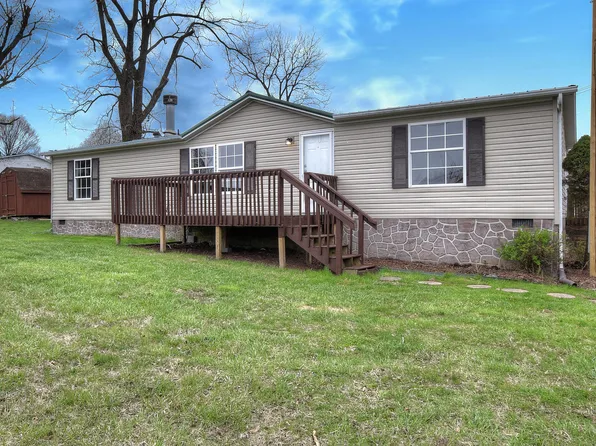 2050 Dave Buck Rd, Johnson City, TN 37601