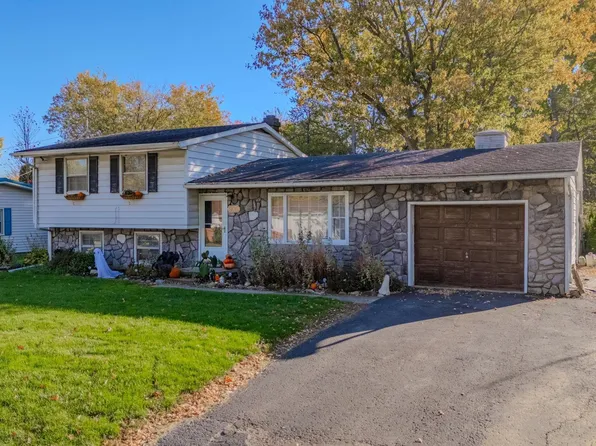 905 Sunset Dr, Wabash, IN 46992