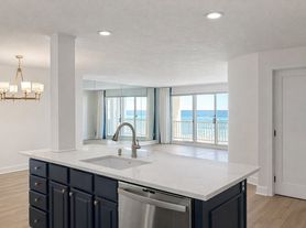 66 Glades Rd, Scituate, MA