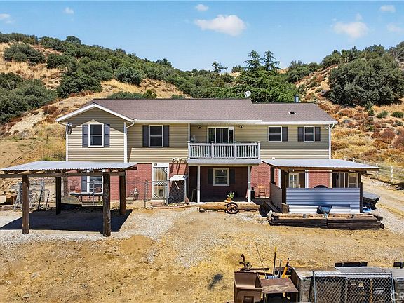 3rd image of 871 Lebec Rd