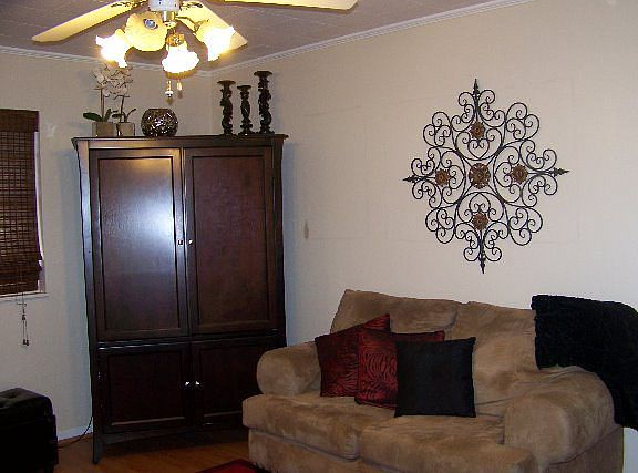 4th image of 5454 Fairview Dr