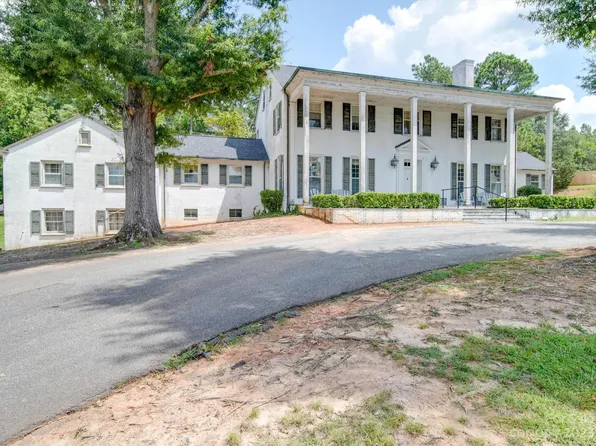 215 Overlook Dr, Wadesboro, NC 28170