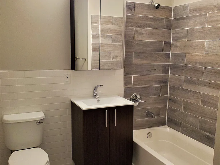 16 Canfield St #B — Photo 8