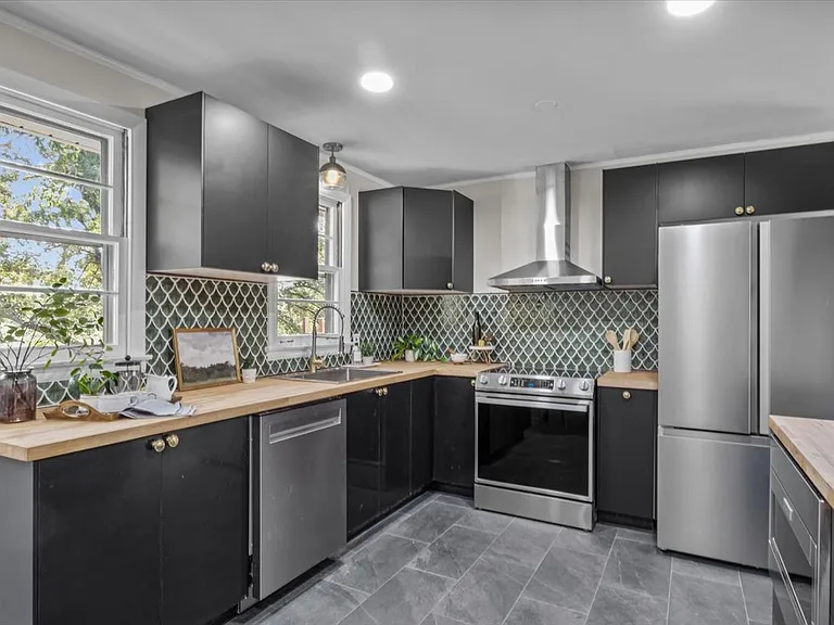 418 McDonald Dr — Photo 11