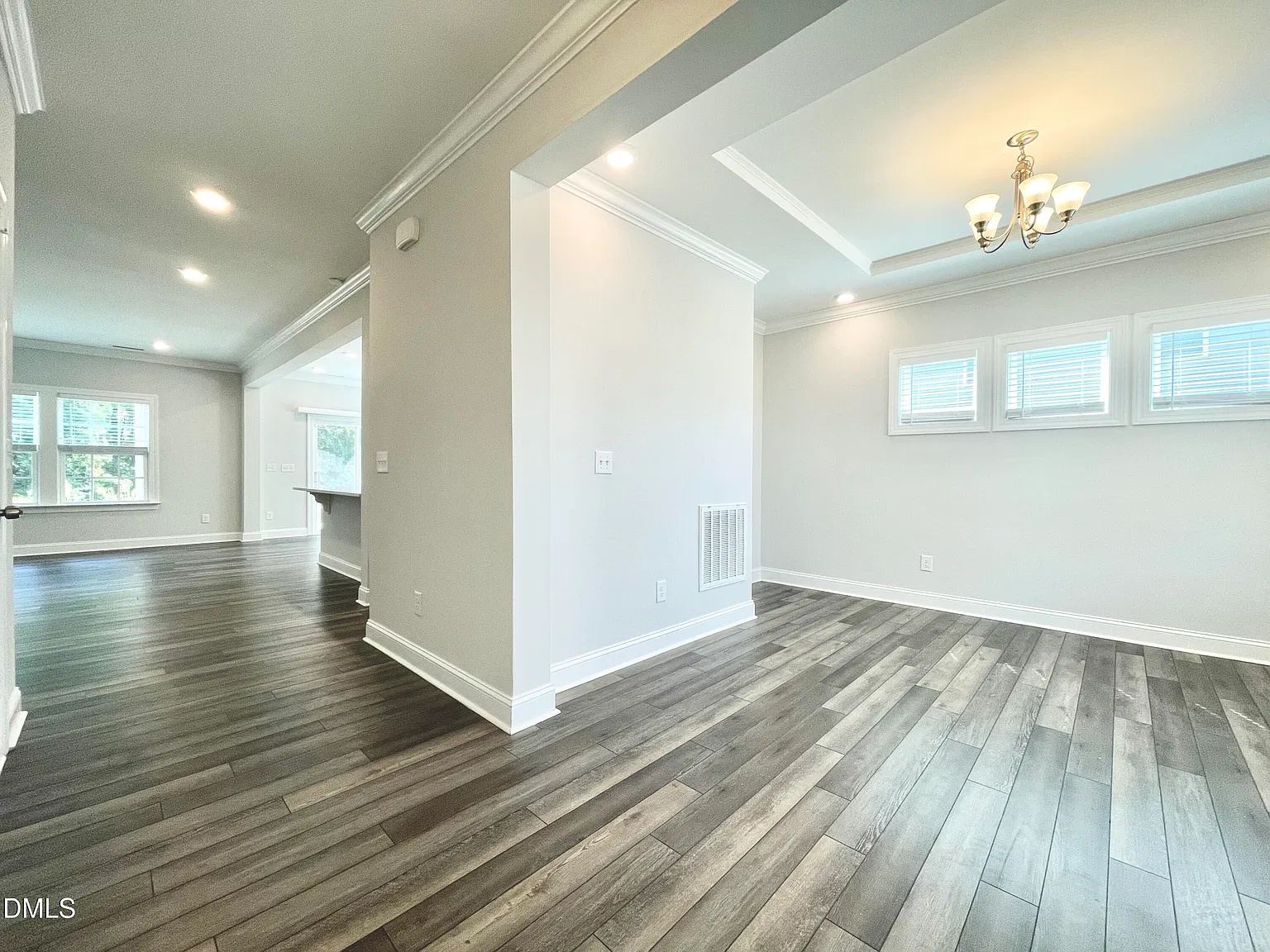 5 bed, 3.0 bath, $2,545 — Photo 3