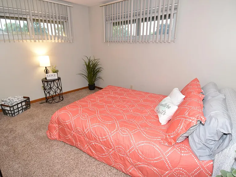 7075 Bartlett Rd — Photo 11